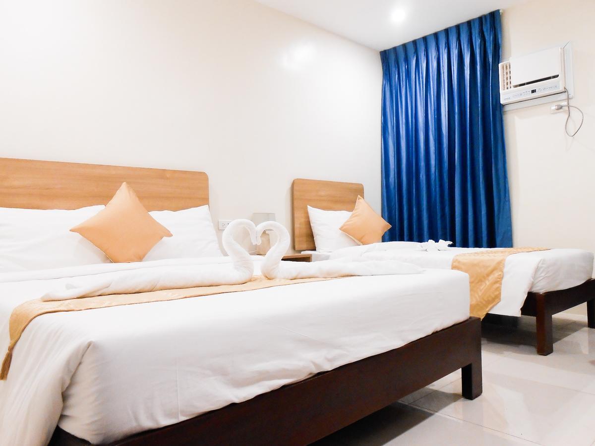 Rublin Hotel Cebu Stadt Exterior foto