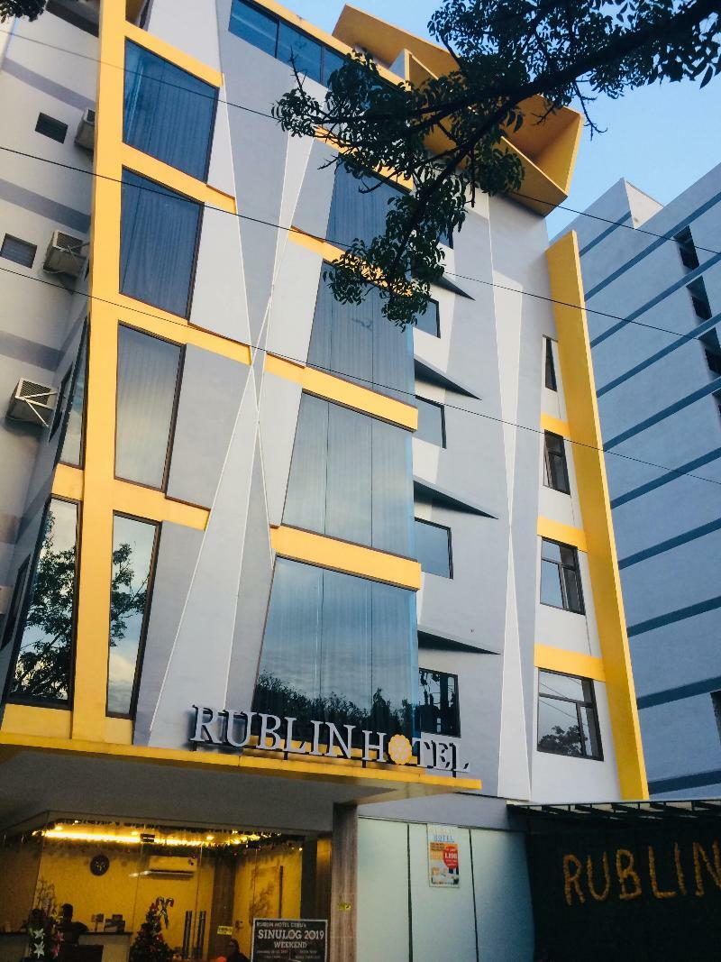 Rublin Hotel Cebu Stadt Exterior foto